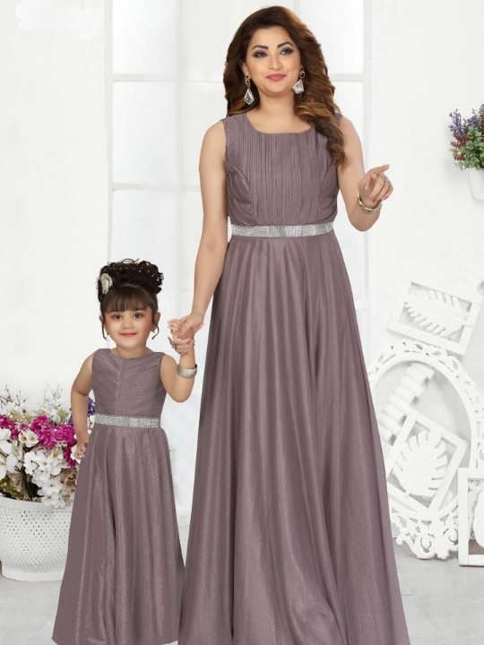 Elegant Mother-Daughter Matching Sleeveless Gown