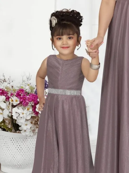 Elegant Mother-Daughter Matching Sleeveless Gown